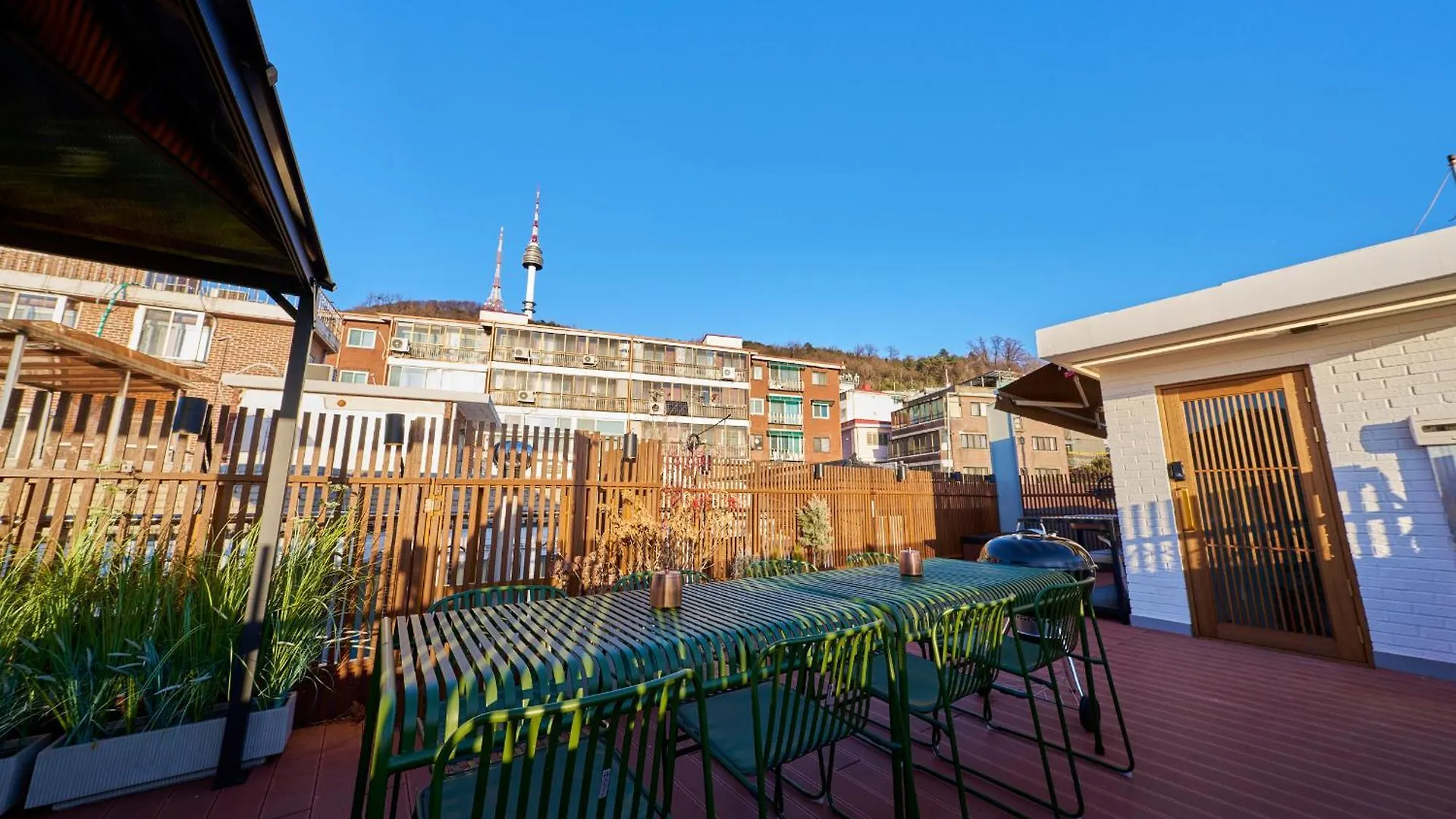 Ht Tailored Service Urban Retreat Gym And Garden Holiday home